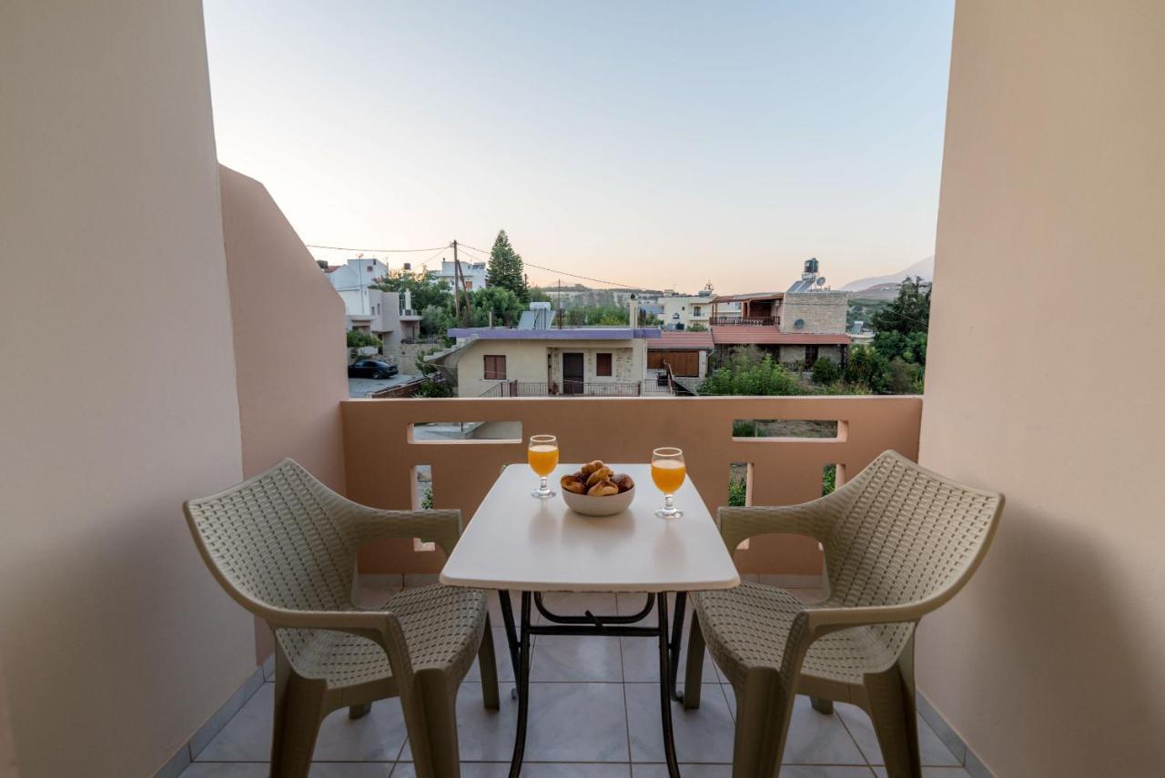 פיטסידיה Filia Apartments מראה חיצוני תמונה