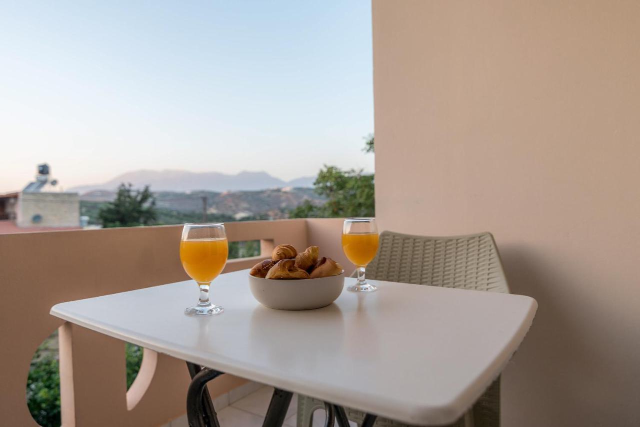 פיטסידיה Filia Apartments מראה חיצוני תמונה