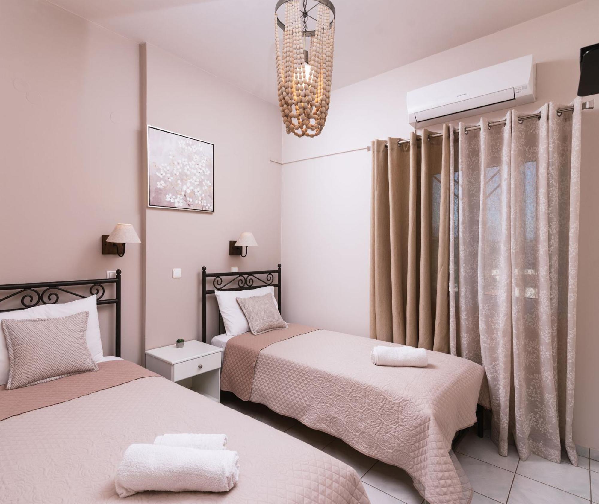 פיטסידיה Filia Apartments מראה חיצוני תמונה