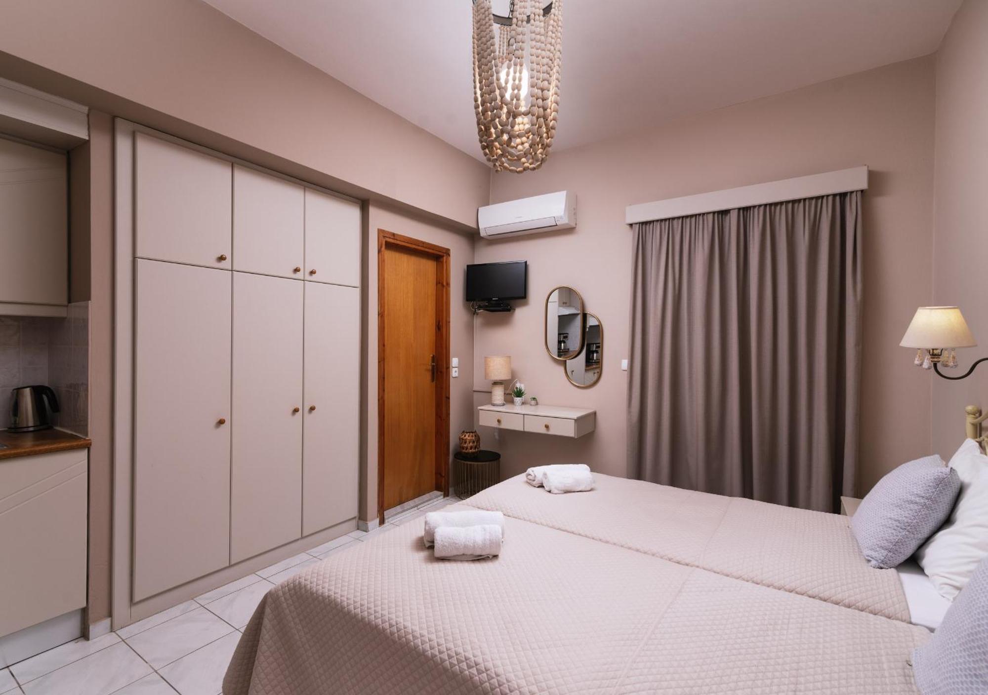 פיטסידיה Filia Apartments מראה חיצוני תמונה